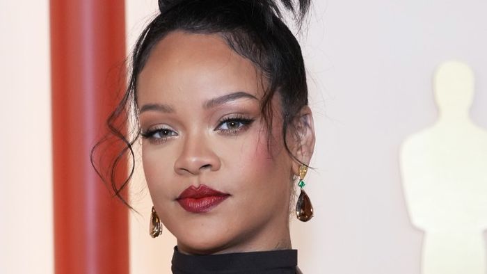 How to Re-Create Rihanna’s Oscars Attractiveness Glance