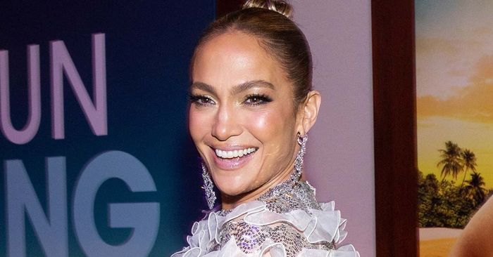 J.Lo’s $69 Hot-Pink Bra Manufactured Me Want to Wear Bras Once again