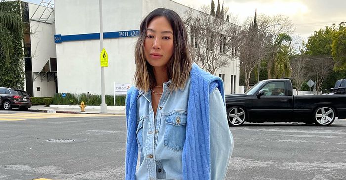 12 Effortless Spring Outfits With Denims