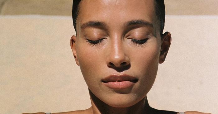 An Expert Shares the Easiest Way to Remove Self-Tanner