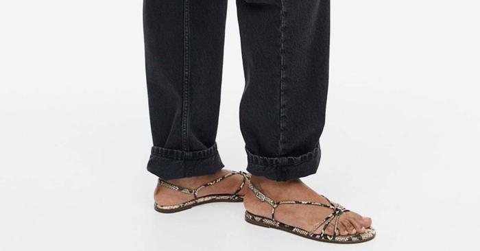 These $20 H&M Flat Sandals Are Giving Serious Khaite Vibes
